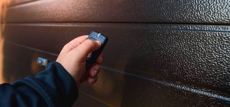 automatic door opener with remote control in Tara Hills