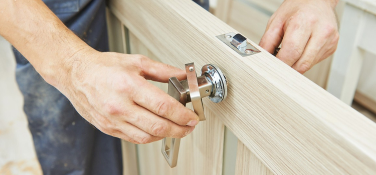 interior door repair Tara Hills